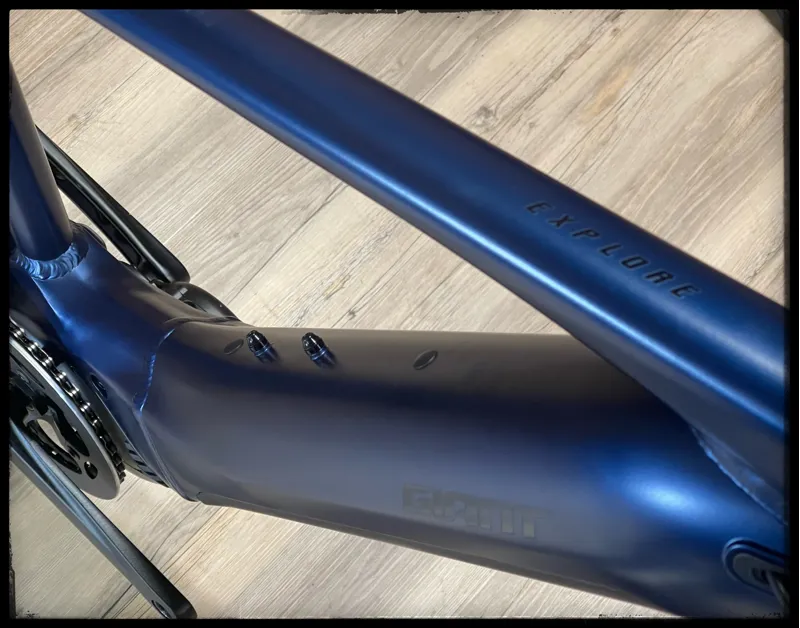 Giant Explore E+ 2 GTS 25km/h Medium Metallic Navy 202-2